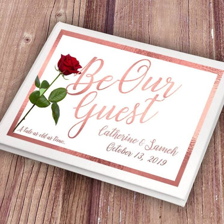 Personalisiertes Hochzeits-Gästebuch „Be Our Guest“ in Roségold