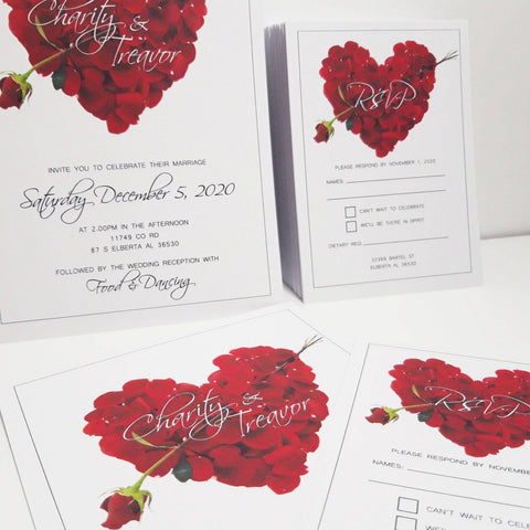 Petal Heart Red Wedding Uitnodiging Set - Uitnodiging met bijpassende RSVP