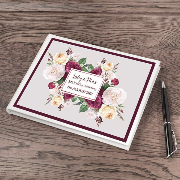 Lila Blumen-Gästebuch für Hochzeiten oder besondere Anlässe – personalisiert